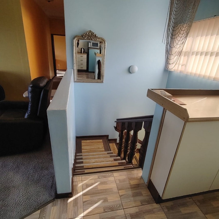 6 Bedroom Property for Sale in Baysville Eastern Cape